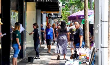 Vem aí’: 1ª parcela do 13º salário deve cair até o final do mês na conta