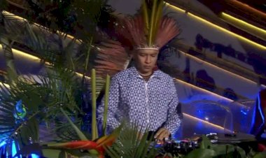 DJ indígena de MS divide palco com Anitta e se apresenta para 50 mil pessoas na Amazônia