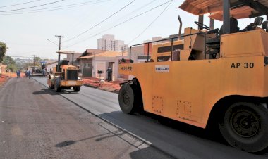 Novo pacote de obras levará asfalto e drenagem para 33 bairros da Capital