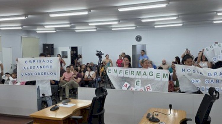 Câmara aprova projeto que reduz jornada de 30 horas para profissionais de enfermagem