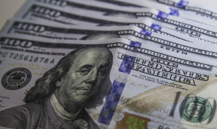 Dólar sobe com incerteza comercial, mas permanece abaixo de R$ 5,40