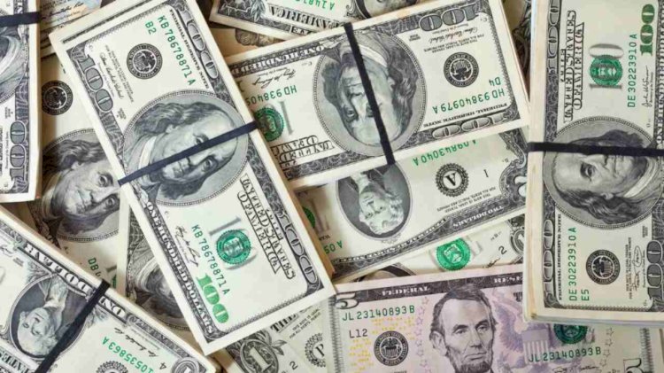 Dólar cai para R$ 5,36 com apetite por divisas emergentes antes do Copom