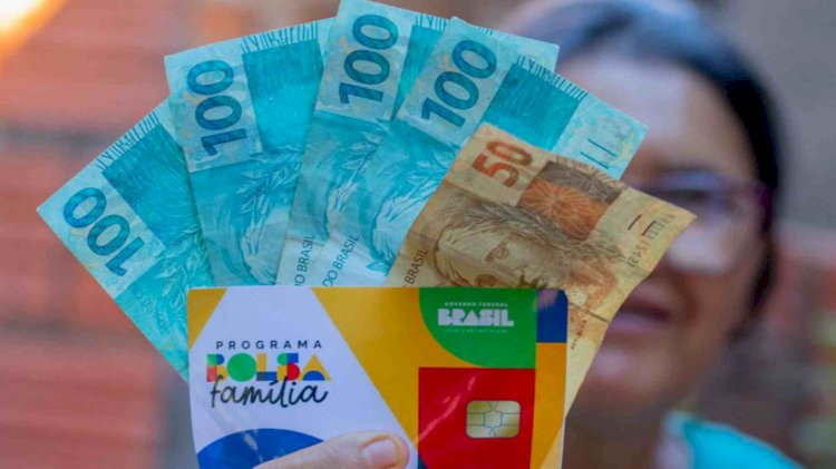 Bolsa Família: beneficiários com NIS final 0 recebem parcela de dezembro nesta terça