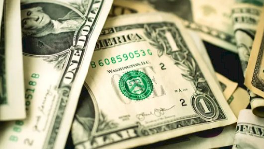 Taxas rondam estabilidade com queda modesta do dólar e do retorno dos Treasuries